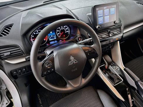 Used 2025 Mitsubishi Eclipse Cross LE AWD/4WD image 23