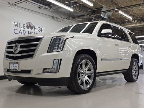 Used 2015 Cadillac Escalade Premium AWD/4WD image 15