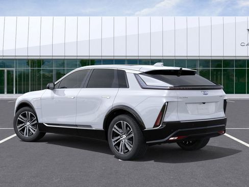 New 2026 Cadillac Lyriq Luxury image 3