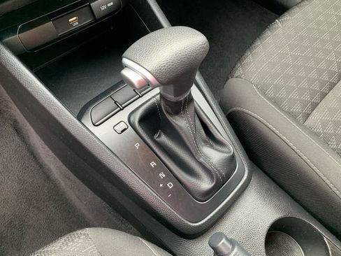 Used 2023 Kia Rio S image 28