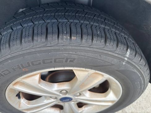 Used 2015 Ford Escape SE AWD/4WD image 13