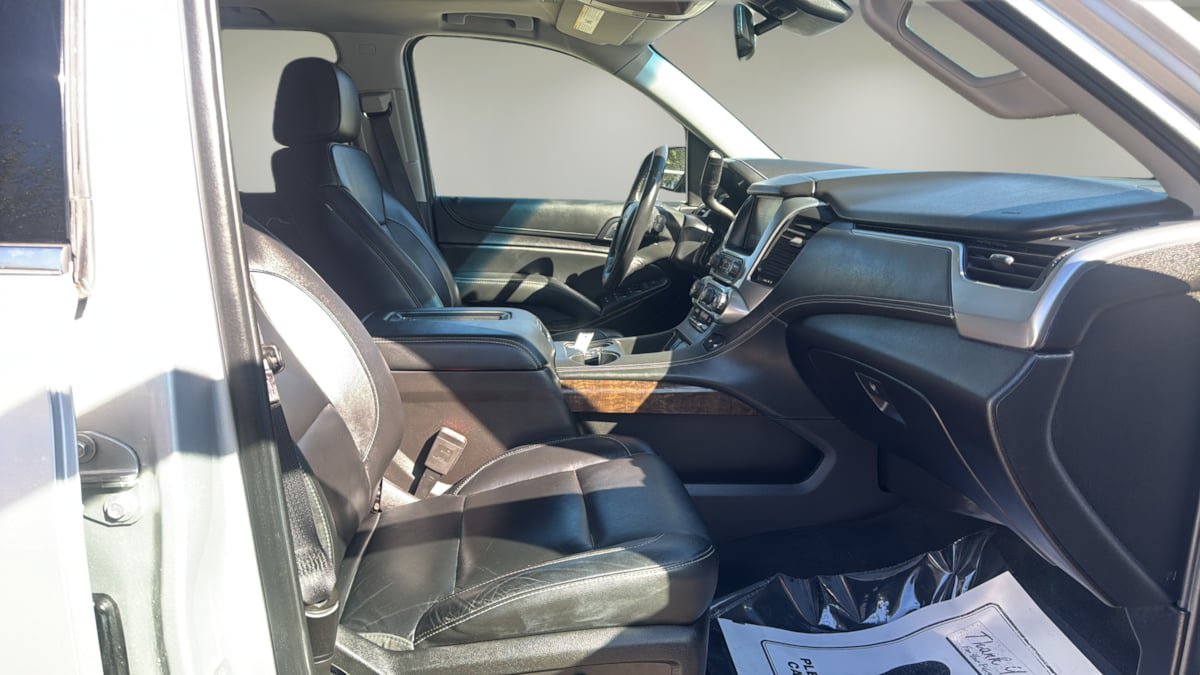 Used 2016 Chevrolet Tahoe LT AWD/4WD image 9