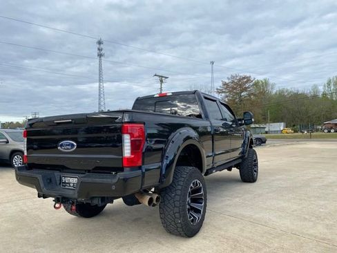Used 2019 Ford F250 Lariat w/ Lariat Ultimate Package image 6