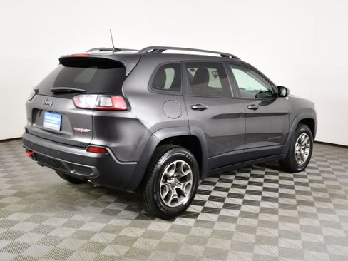 Used 2020 Jeep Cherokee Trailhawk w/ Cold Weather Group AWD/4WD image 6