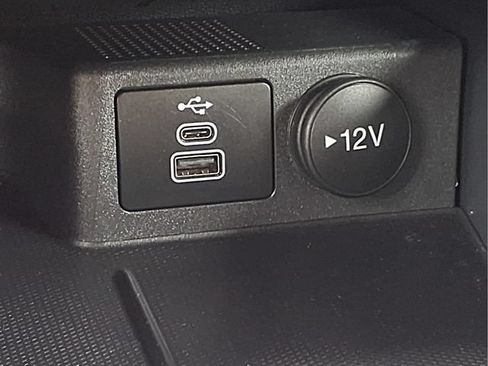 Certified 2025 Ford Escape ST-Line FWD image 16