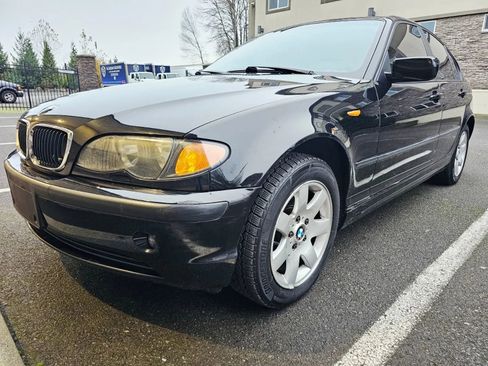 Used 2002 BMW 325xi Sedan image 1