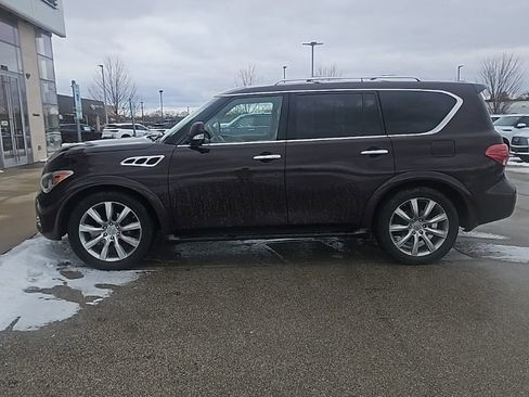 Used 2011 INFINITI QX56 4WD w/ Deluxe Touring Pkg image 4