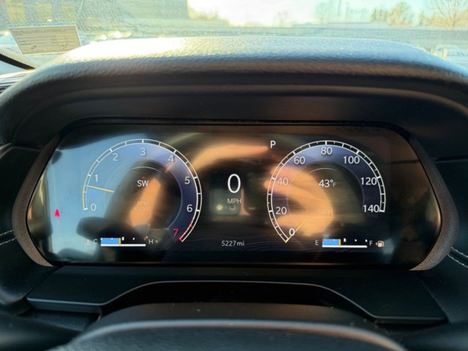 Used 2023 Jeep Grand Cherokee Laredo w/ Luxury Tech Group I RWD image 23