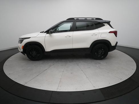 Certified 2024 Kia Seltos X-Line image 23