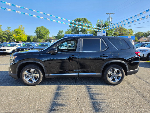 Certified 2025 Honda Pilot EX-L image 3