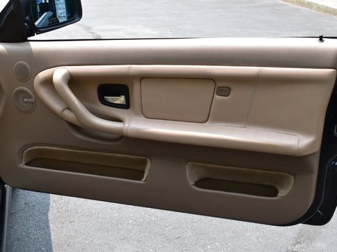 Used 1999 BMW 328i Convertible RWD image 26