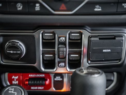 New 2026 Jeep Gladiator Mojave image 22