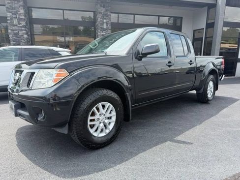 Used 2021 Nissan Frontier SV AWD/4WD image 2