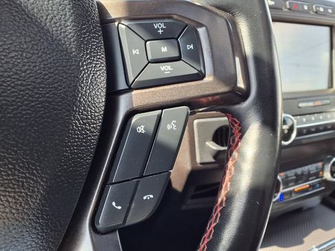 Used 2021 Ford Expedition Limited RWD image 16