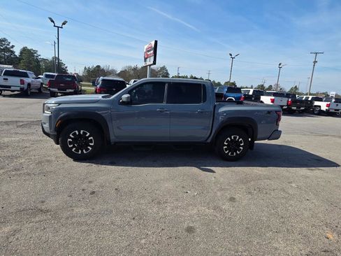 Used 2023 Nissan Frontier Pro-X w/ Pro Convenience Package image 2