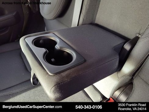 Used 2023 Jeep Wrangler Unlimited w/ 8.4" Radio Group image 35