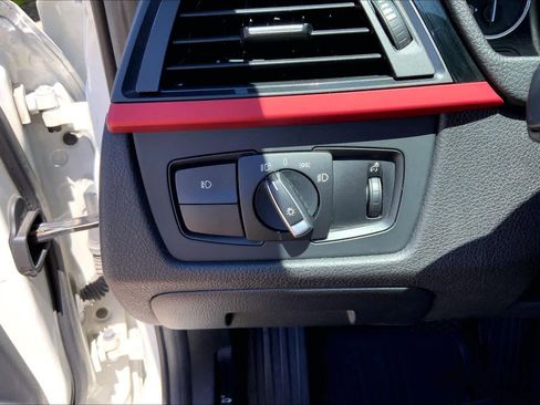 Used 2015 BMW 328i Sedan RWD image 32