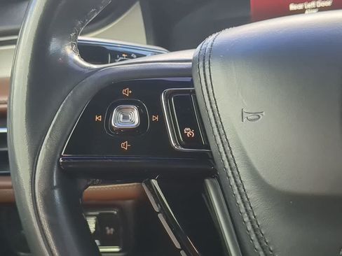 Used 2022 Lincoln Aviator Reserve w/ Equipment Group 201A RWD image 25