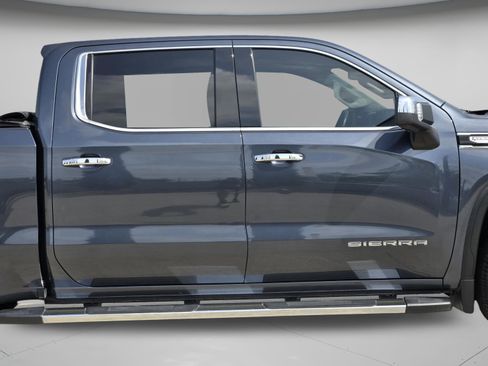Used 2021 GMC Sierra 1500 SLT image 28