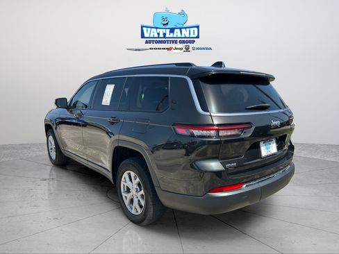Used 2023 Jeep Grand Cherokee L Limited RWD image 3