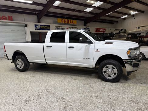 Used 2022 RAM 2500 Tradesman AWD/4WD image 10