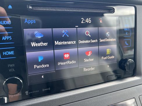Used 2017 Toyota Sienna XLE w/ XLE Navigation Package FWD image 27