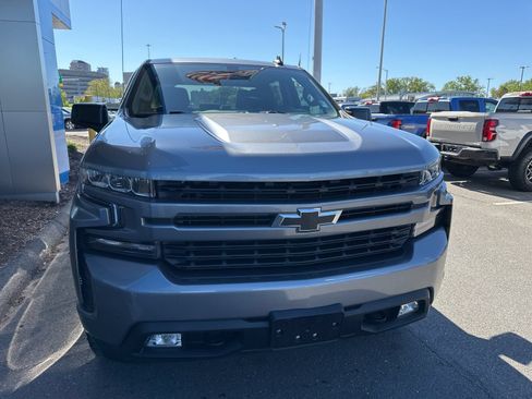 Used 2021 Chevrolet Silverado 1500 RST AWD/4WD image 2