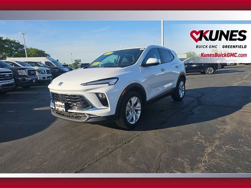 Used 2025 Buick Encore GX Preferred FWD image 12