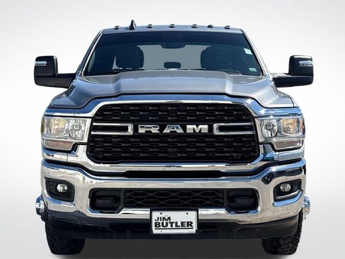 Used 2024 RAM 3500 Big Horn AWD/4WD image 11