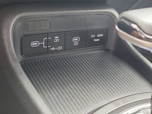 Certified 2024 Hyundai Kona SEL FWD image 13