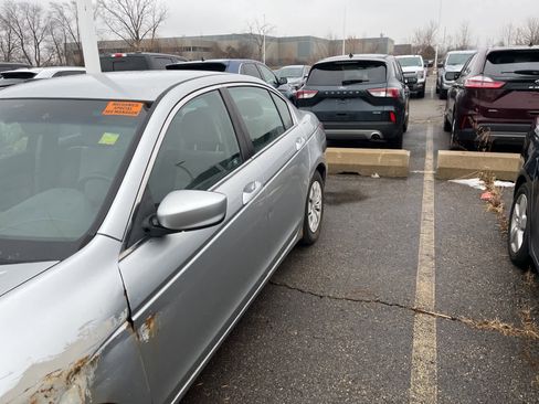 Used 2010 Honda Accord LX image 6