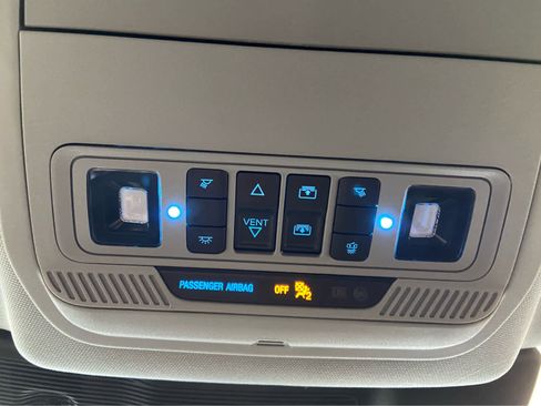 Used 2023 Ford Explorer XLT w/ Equipment Group 202A image 43