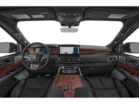 Used 2023 Lincoln Navigator Reserve image 5