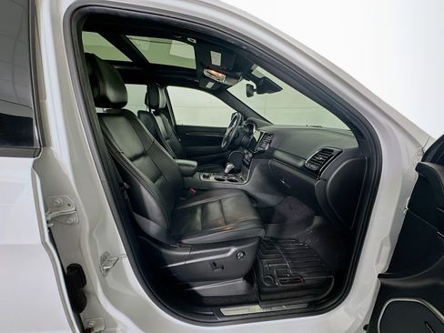 Used 2019 Jeep Grand Cherokee High Altitude image 34