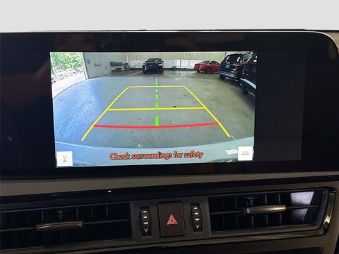 Used 2025 Lexus ES 350 w/ Premium Package FWD image 13