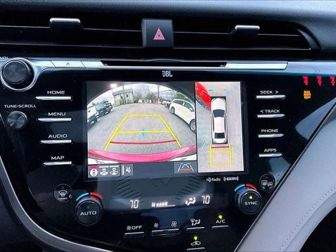 Used 2019 Toyota Camry XSE image 26