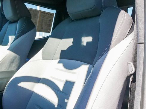 Used 2024 Toyota Tacoma TRD Off-Road image 21