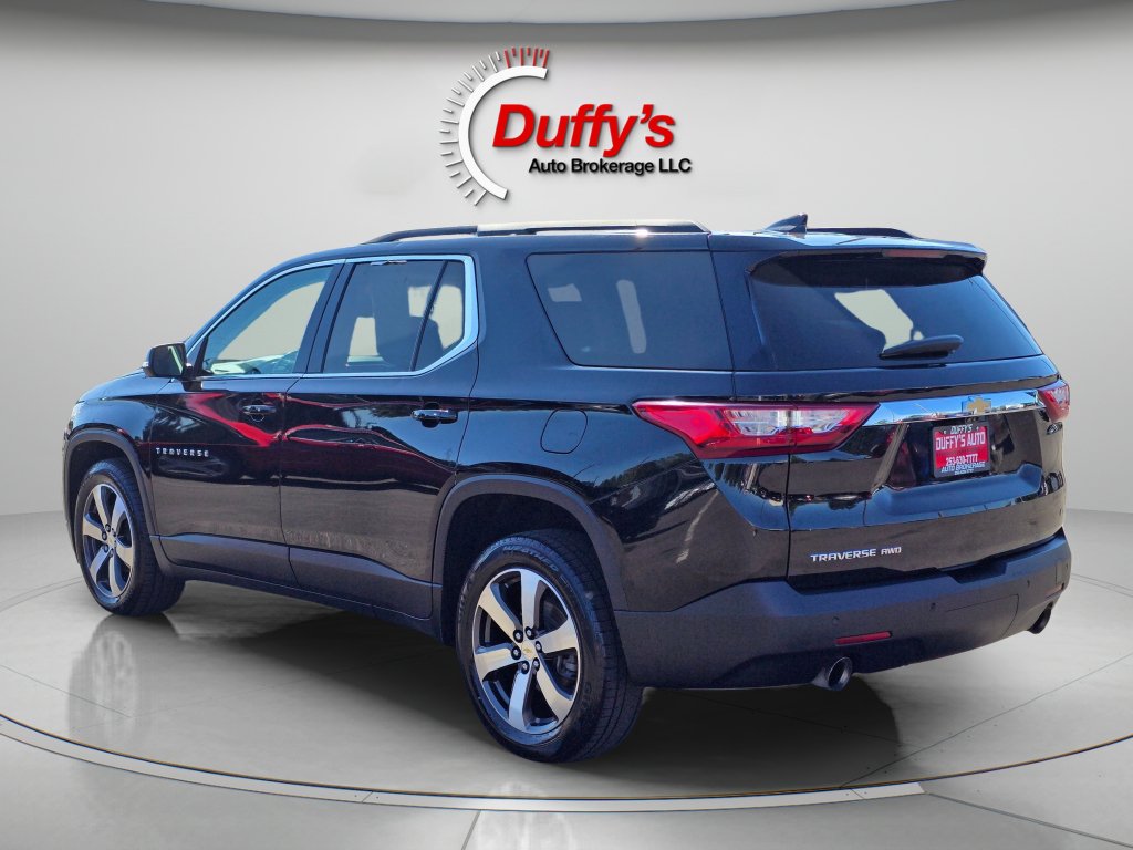 Used 2021 Chevrolet Traverse LT w/ LT Premium Package AWD/4WD image 17