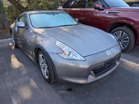 Used 2009 Nissan 370Z Touring w/ Aerodynamics Pkg image 1