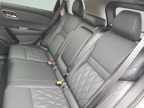 New 2026 Nissan Rogue Platinum w/ Platinum Premium Package image 18