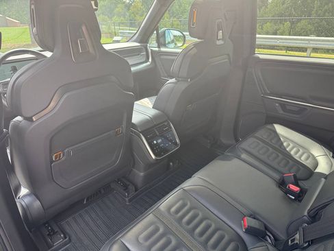 Used 2025 Rivian R1S Adventure AWD/4WD image 21