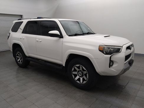 Used 2017 Toyota 4Runner TRD Off-Road AWD/4WD image 11