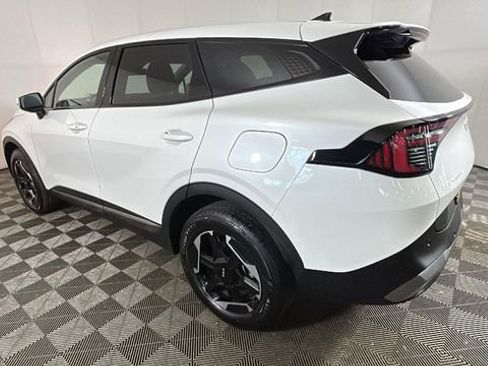 Used 2026 Kia Sportage S AWD/4WD image 5