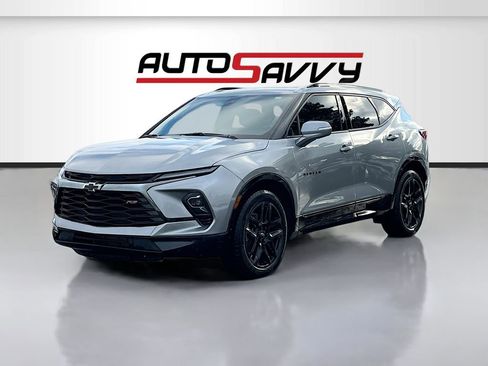 Used 2024 Chevrolet Blazer RS w/ Driver Confidence II Package AWD/4WD image 3