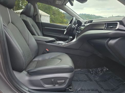 Used 2020 Toyota Camry XSE w/ Driver Assist Package FWD image 28