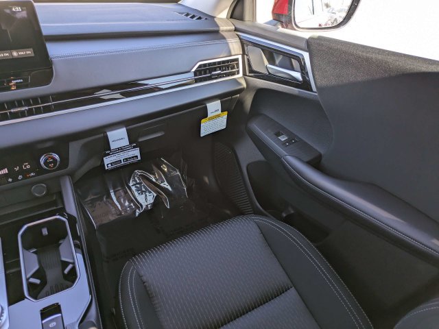 New 2026 Mitsubishi Outlander ES FWD image 17