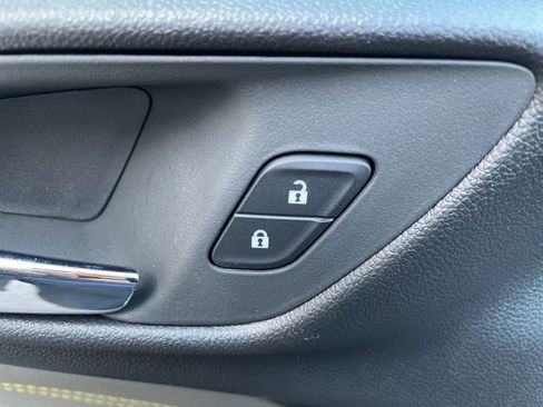 New 2026 Chevrolet Trax ACTIV w/ Sunroof Package image 16