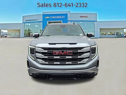 New 2026 GMC Sierra 1500 SLE w/ Preferred Package