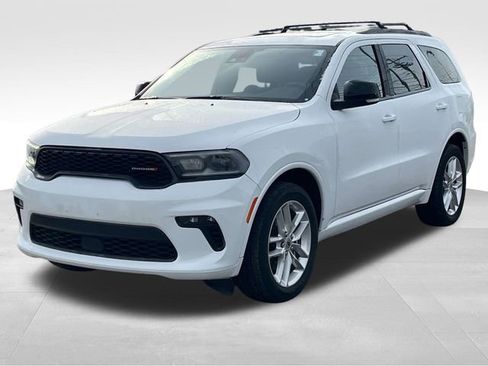 Used 2023 Dodge Durango GT image 3