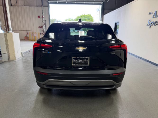 Used 2024 Chevrolet Blazer EV LT AWD/4WD image 4